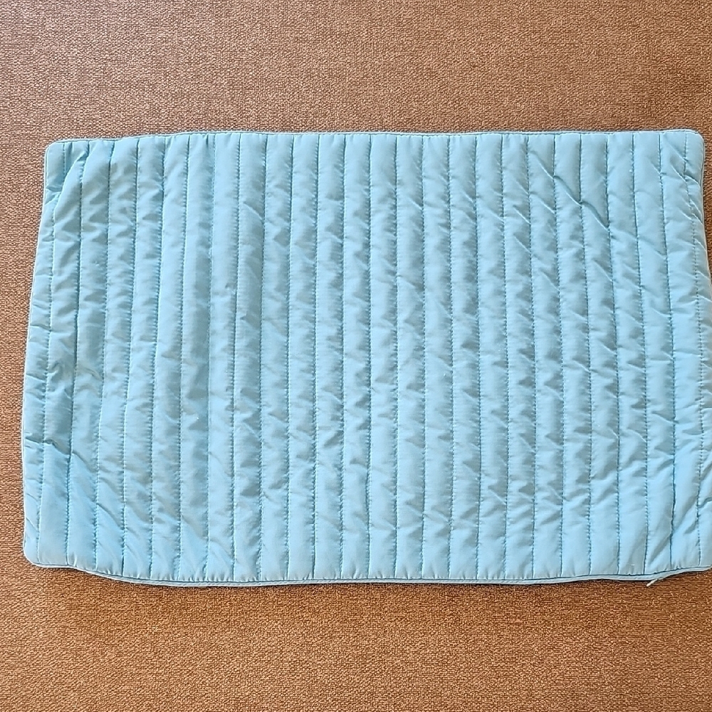 Quilted Blue Bedding Set - Picture 5 of 7